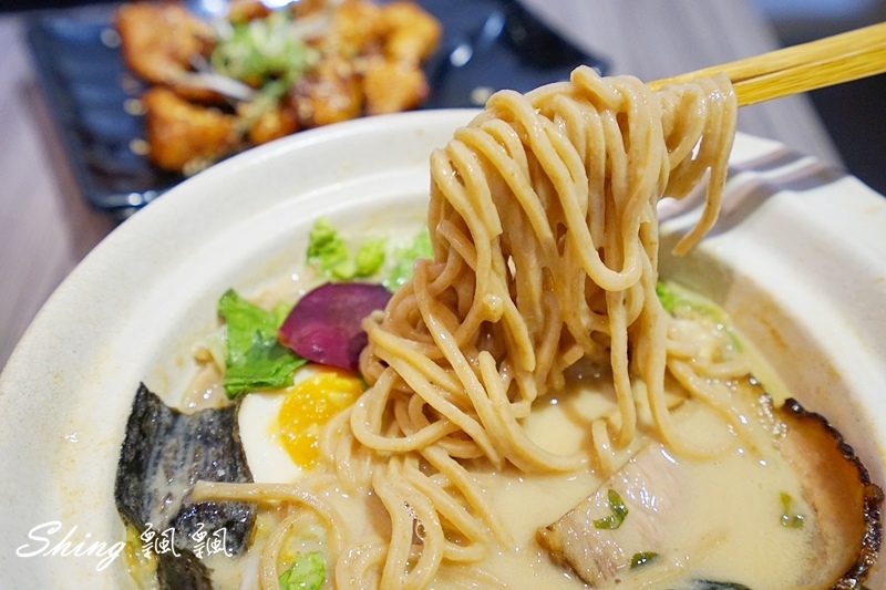 信川屋有機玫瑰拉麵新登場-全台唯一玫瑰拉麵,重成本製作吃的到玫瑰香氣,堅持手作麵條及熬煮高湯,勤美隱藏巷弄拉麵店 @博士生瘋狂日記 信川屋有機玫瑰拉麵新登場-全台唯一玫瑰拉麵,重成本製作吃的到玫瑰香氣,堅持手作麵條及熬煮高湯,勤美隱藏巷弄拉麵店 @博士生瘋狂日記