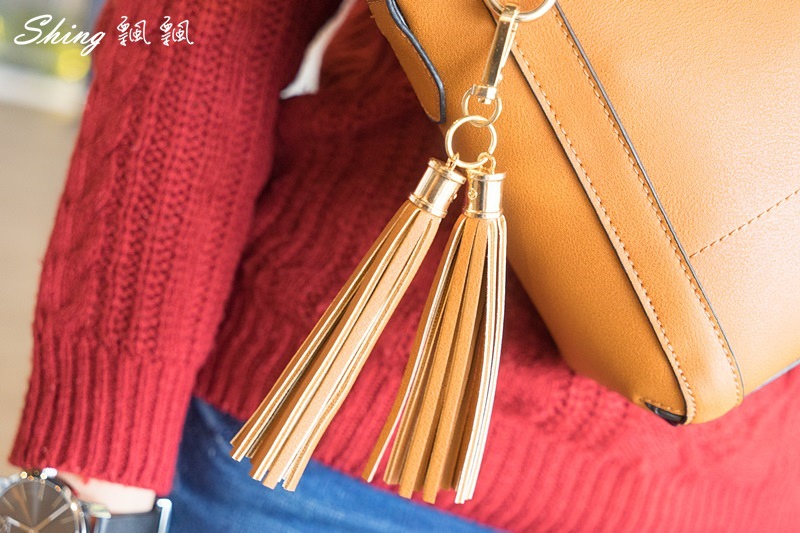 LEATH質感皮革流蘇方包-簡約時尚的百搭包款,最適合小資通勤族的平價包包品牌 @博士生瘋狂日記 LEATH質感皮革流蘇方包-簡約時尚的百搭包款,最適合小資通勤族的平價包包品牌 @博士生瘋狂日記