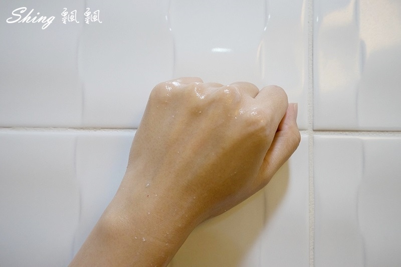 冬季保養策略-專科完美保濕泡泡乳液&牛爾NARUKO茉蘭薰衣草去角質凝膠 @博士生瘋狂日記 冬季保養策略-專科完美保濕泡泡乳液&牛爾NARUKO茉蘭薰衣草去角質凝膠 @博士生瘋狂日記