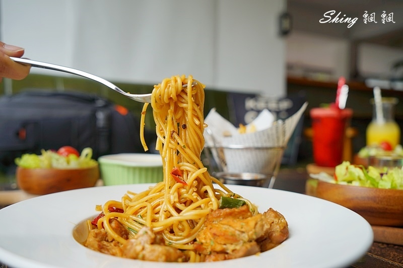 午街貳拾Cafe Bistro-精誠商圈早午餐推薦,不限時專業餐點,落地窗環境跟親切店員大加分 @博士生瘋狂日記 午街貳拾Cafe Bistro-精誠商圈早午餐推薦,不限時專業餐點,落地窗環境跟親切店員大加分 @博士生瘋狂日記
