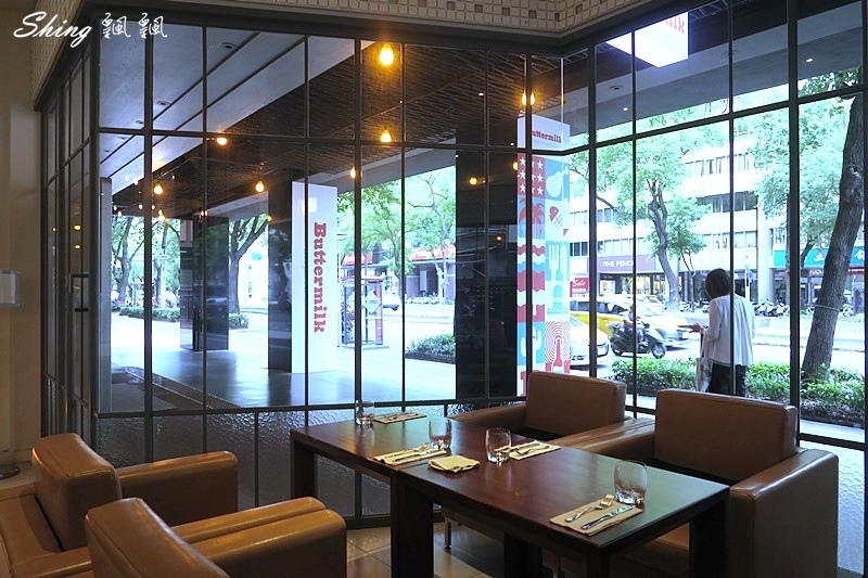 台北中山站聚餐餐廳推薦-ButterMilk摩登美式餐廳,環境輕鬆舒適,原木炭燒食材創意料理,創意美式料理 @博士生瘋狂日記 台北中山站聚餐餐廳推薦-ButterMilk摩登美式餐廳,環境輕鬆舒適,原木炭燒食材創意料理,創意美式料理 @博士生瘋狂日記