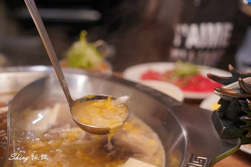 內湖美食川老爺鍋物-工業風麻辣火鍋,吃火鍋配熱炒,還有溫體牛買一送一最熱銷!! @博士生瘋狂日記 內湖美食川老爺鍋物-工業風麻辣火鍋,吃火鍋配熱炒,還有溫體牛買一送一最熱銷!! @博士生瘋狂日記