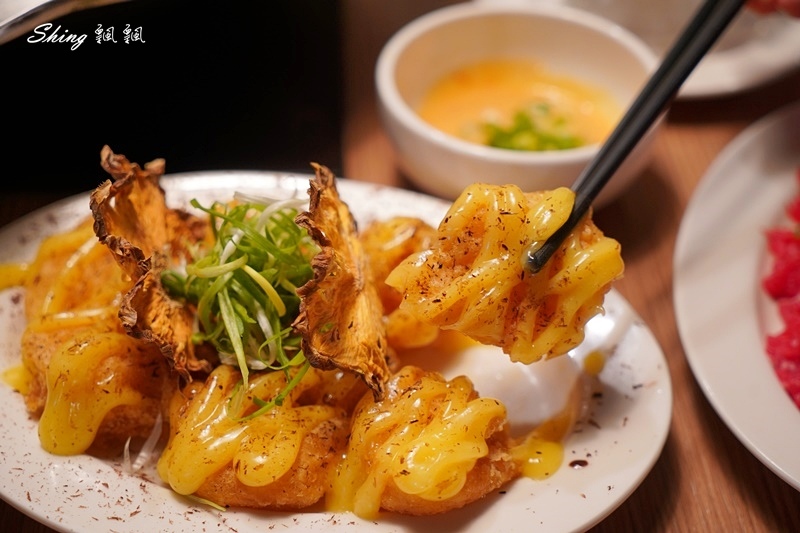 內湖美食川老爺鍋物-工業風麻辣火鍋,吃火鍋配熱炒,還有溫體牛買一送一最熱銷!! @博士生瘋狂日記 內湖美食川老爺鍋物-工業風麻辣火鍋,吃火鍋配熱炒,還有溫體牛買一送一最熱銷!! @博士生瘋狂日記