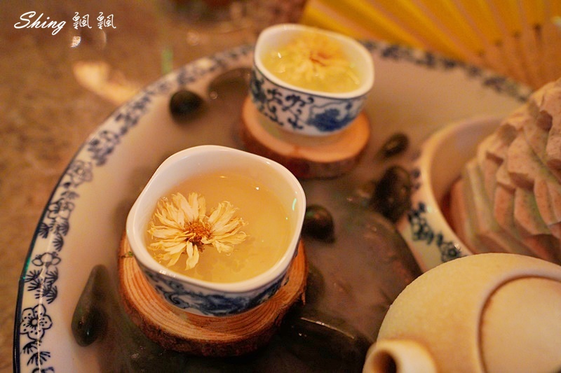 Myth-Dragon 台中夜店餐酒館-台中中國風酒吧,質感調酒還有川劇變臉表演,展現全新風格的復古小上海 @博士生瘋狂日記 Myth-Dragon 台中夜店餐酒館-台中中國風酒吧,質感調酒還有川劇變臉表演,展現全新風格的復古小上海 @博士生瘋狂日記