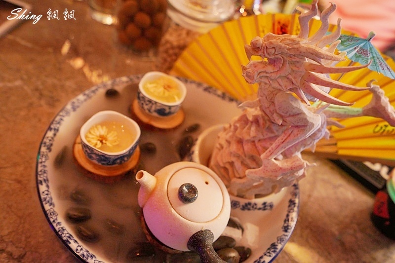 Myth-Dragon 台中夜店餐酒館-台中中國風酒吧,質感調酒還有川劇變臉表演,展現全新風格的復古小上海 @博士生瘋狂日記 Myth-Dragon 台中夜店餐酒館-台中中國風酒吧,質感調酒還有川劇變臉表演,展現全新風格的復古小上海 @博士生瘋狂日記