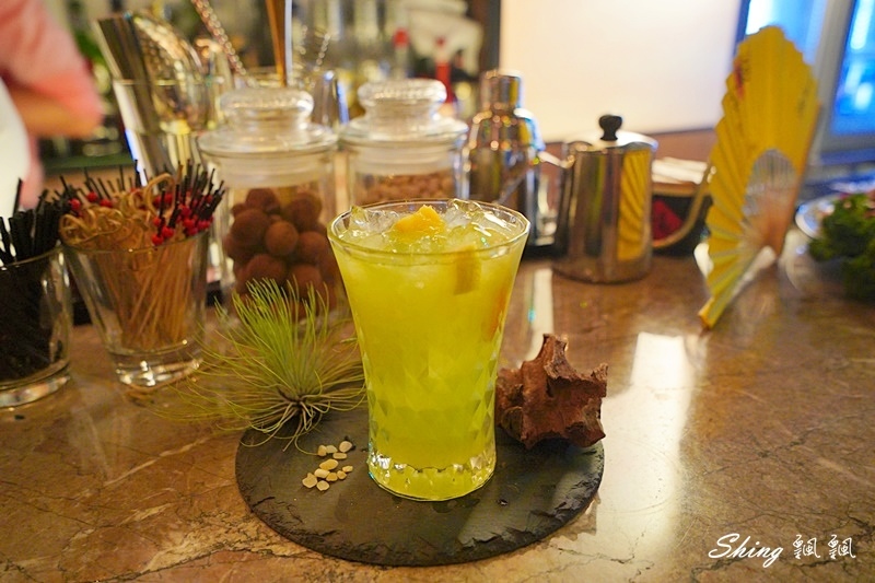 Myth-Dragon 台中夜店餐酒館-台中中國風酒吧,質感調酒還有川劇變臉表演,展現全新風格的復古小上海 @博士生瘋狂日記 Myth-Dragon 台中夜店餐酒館-台中中國風酒吧,質感調酒還有川劇變臉表演,展現全新風格的復古小上海 @博士生瘋狂日記