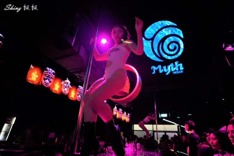 MYTH-Ocean台中質感系特色酒吧推薦-2020全新開幕,沉浸式南洋熱帶海洋風酒吧,給你最精采的夜晚!! @博士生瘋狂日記 MYTH-Ocean台中質感系特色酒吧推薦-2020全新開幕,沉浸式南洋熱帶海洋風酒吧,給你最精采的夜晚!! @博士生瘋狂日記