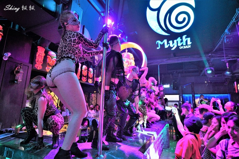 MYTH-Ocean台中質感系特色酒吧推薦-2020全新開幕,沉浸式南洋熱帶海洋風酒吧,給你最精采的夜晚!! @博士生瘋狂日記 MYTH-Ocean台中質感系特色酒吧推薦-2020全新開幕,沉浸式南洋熱帶海洋風酒吧,給你最精采的夜晚!! @博士生瘋狂日記