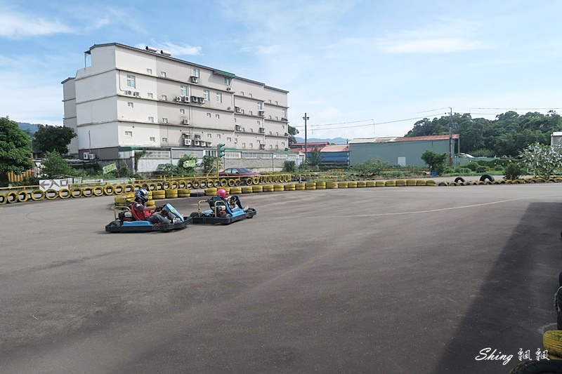 閔教練安全道路駕駛訓練保證班-國家級駕訓教練親自上路教學,輕鬆掌握道路開車技巧,雙方向盤讓上路更有保障 @博士生瘋狂日記 閔教練安全道路駕駛訓練保證班-國家級駕訓教練親自上路教學,輕鬆掌握道路開車技巧,雙方向盤讓上路更有保障 @博士生瘋狂日記
