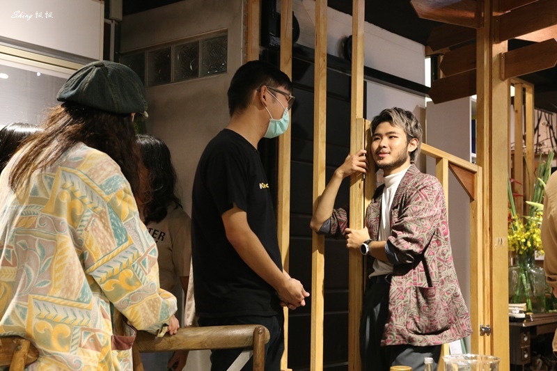 《脆弱一隅》4位表演者,5種空間流動,打破既定印象的0距離互動式演出! @博士生瘋狂日記 《脆弱一隅》4位表演者,5種空間流動,打破既定印象的0距離互動式演出! @博士生瘋狂日記