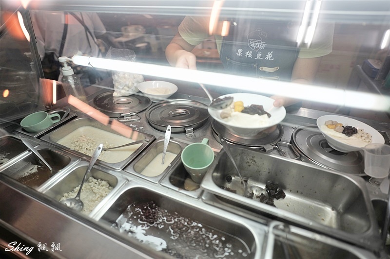 果核豆花鄉-台中在地人帶路吃每日現作手工豆花,極推珍珠控會愛上的方塊珍珠,吃套餐最划算! @博士生瘋狂日記 果核豆花鄉-台中在地人帶路吃每日現作手工豆花,極推珍珠控會愛上的方塊珍珠,吃套餐最划算! @博士生瘋狂日記