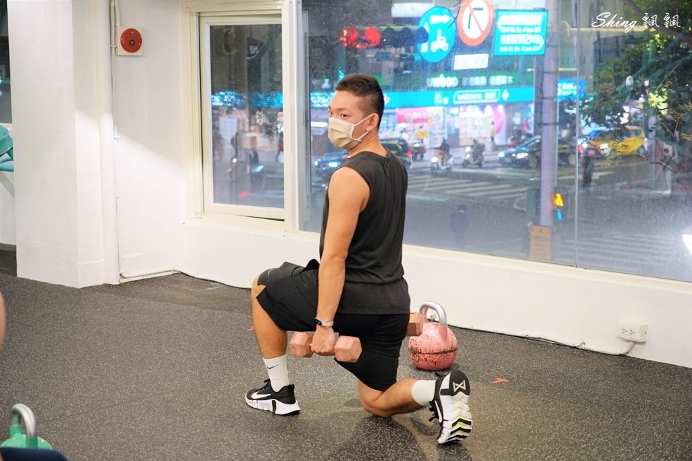 妮飛健身空間信義店Nifei Fitness-專業教練肌力指導,課程豐富多元,輕鬆養成規律運動好習慣! @博士生瘋狂日記 妮飛健身空間信義店Nifei Fitness-專業教練肌力指導,課程豐富多元,輕鬆養成規律運動好習慣! @博士生瘋狂日記