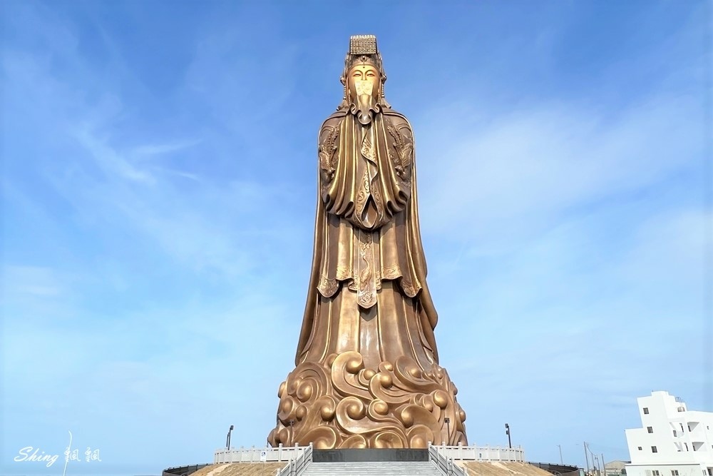 澎湖媽祖文化園區-2022台灣最大媽祖像全新揭幕,澎湖最新景點,海上漁船都可以看得很清楚的守護神! @博士生瘋狂日記 澎湖媽祖文化園區-2022台灣最大媽祖像全新揭幕,澎湖最新景點,海上漁船都可以看得很清楚的守護神! @博士生瘋狂日記
