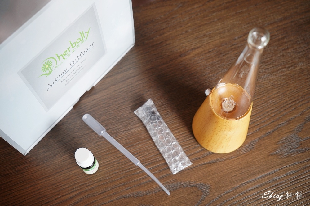 草本真情herbally-最優雅的禮物推薦,純天然精油擴香儀,選對香氛讓生活增添滿滿儀式感!! @博士生瘋狂日記 草本真情herbally-最優雅的禮物推薦,純天然精油擴香儀,選對香氛讓生活增添滿滿儀式感!! @博士生瘋狂日記