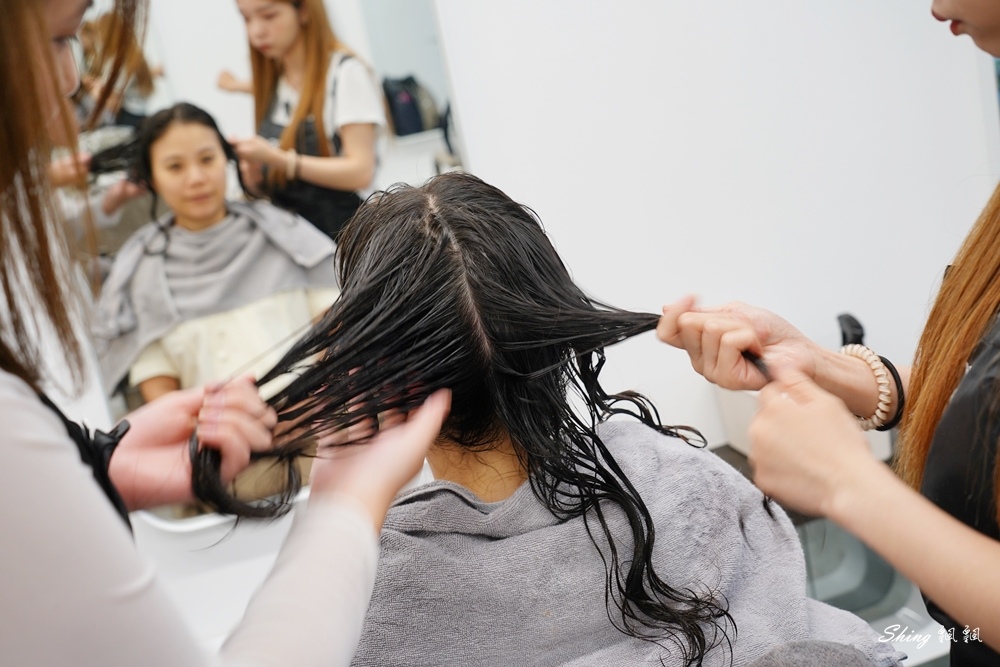 台中豐原髮廊推薦BAKER HAIR SALON-讓細軟髮女子也有空氣感的浪漫大捲的一天 @博士生瘋狂日記 台中豐原髮廊推薦BAKER HAIR SALON-讓細軟髮女子也有空氣感的浪漫大捲的一天 @博士生瘋狂日記