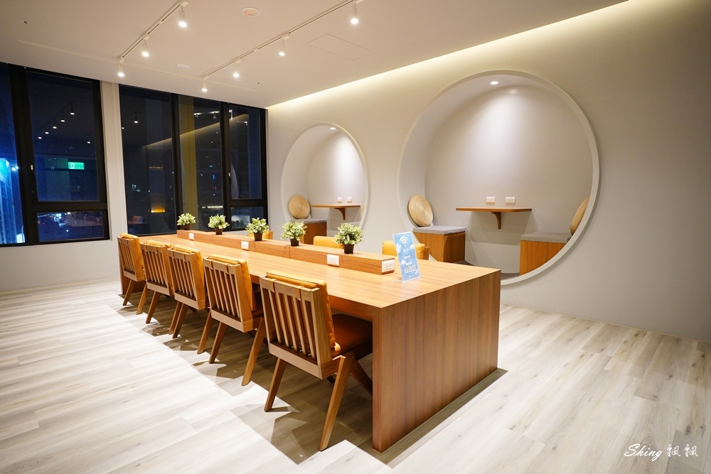 享得道行旅In Joy Hotel -台中逢甲夜市住宿推薦,有美麗超大露臺,外加宵夜不怕餓肚子!! @博士生瘋狂日記 享得道行旅In Joy Hotel -台中逢甲夜市住宿推薦,有美麗超大露臺,外加宵夜不怕餓肚子!! @博士生瘋狂日記