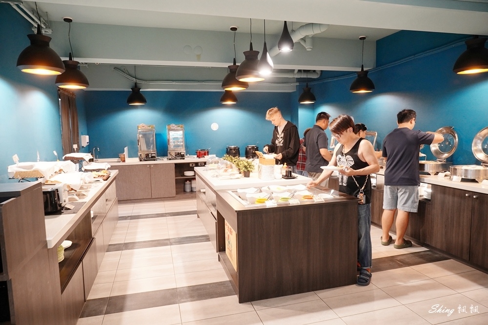 KUN HOTEL逢甲住宿推薦-台中逢甲夜市超方便住宿,大家都不知道這裡有頂樓SPA池超放鬆!! @博士生瘋狂日記 KUN HOTEL逢甲住宿推薦-台中逢甲夜市超方便住宿,大家都不知道這裡有頂樓SPA池超放鬆!! @博士生瘋狂日記
