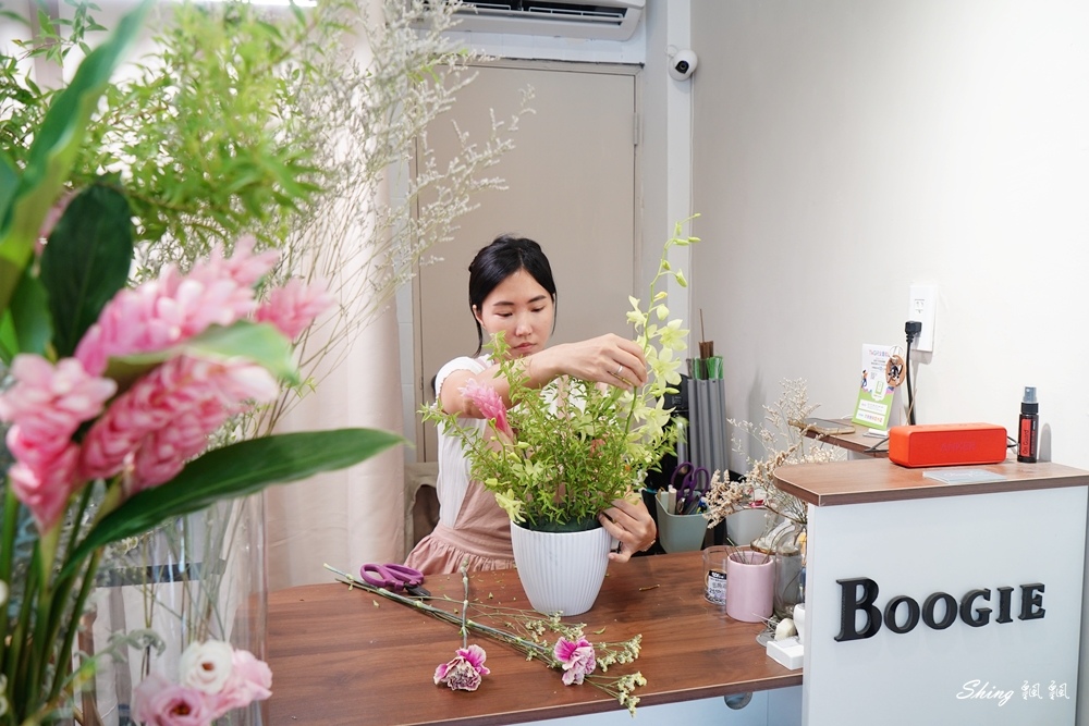 卜吉花房BOOGIE FLOWER-台北極推驚喜求婚花束,客製化全場最有面子的開幕花藝佈置!!! @博士生瘋狂日記 卜吉花房BOOGIE FLOWER-台北極推驚喜求婚花束,客製化全場最有面子的開幕花藝佈置!!! @博士生瘋狂日記