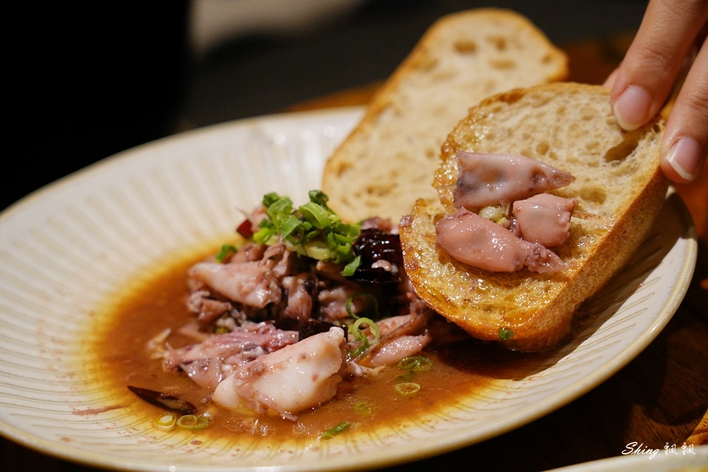 台中全新歐陸料理-DinerChill揫歐陸小料理,異國餐點口味獨特,都會叢林時尚台中七期聚餐餐廳推薦!! @博士生瘋狂日記 台中全新歐陸料理-DinerChill揫歐陸小料理,異國餐點口味獨特,都會叢林時尚台中七期聚餐餐廳推薦!! @博士生瘋狂日記