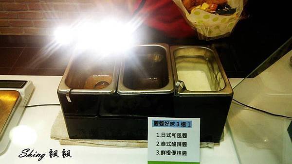 [台中●逢甲] 逢甲夜市繼光香香雞香噴噴美食推薦 @博士生瘋狂日記
