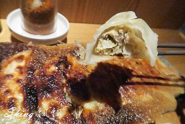[台中] 有喜屋Ukiya-台中日式煎餃擔當居酒屋，咬一口脆皮起司煎餃，享受日本下班後的日式好料 @博士生瘋狂日記