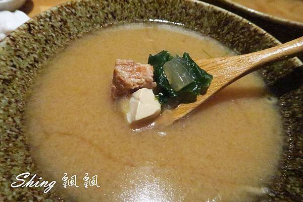 [台中] 有喜屋Ukiya-台中日式煎餃擔當居酒屋，咬一口脆皮起司煎餃，享受日本下班後的日式好料 @博士生瘋狂日記