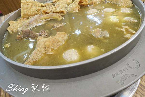 [台中] 帝王食補文心店-堅持一斤鴨 四兩薑的帝王比例冬日進補薑母鴨圍爐套餐 @博士生瘋狂日記
