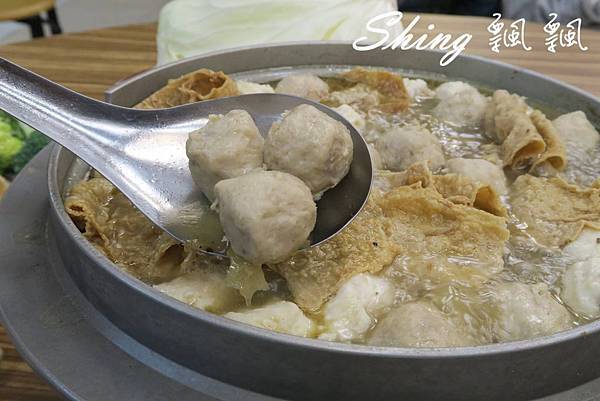 [台中] 帝王食補文心店-堅持一斤鴨 四兩薑的帝王比例冬日進補薑母鴨圍爐套餐 @博士生瘋狂日記