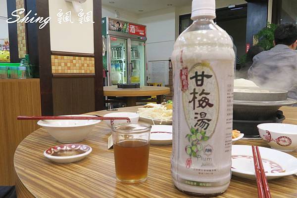 [台中] 帝王食補文心店-堅持一斤鴨 四兩薑的帝王比例冬日進補薑母鴨圍爐套餐 @博士生瘋狂日記