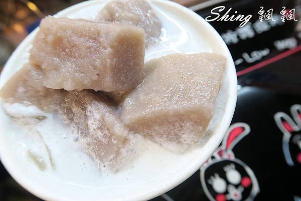 [台中] 逢甲歡樂星低調茶low key tea-大推奶蓋綠茶 @博士生瘋狂日記