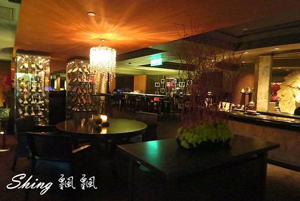 [台北] 信義區君悅酒店ZIGA ZAGA義大利餐廳夜晚LIVE BAND酒精暢飲 @博士生瘋狂日記