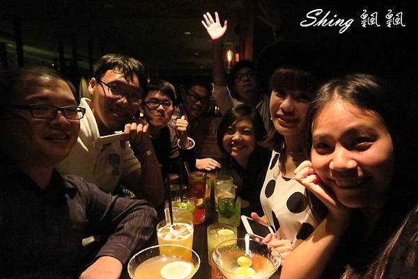 [台北] 信義區君悅酒店ZIGA ZAGA義大利餐廳夜晚LIVE BAND酒精暢飲 @博士生瘋狂日記