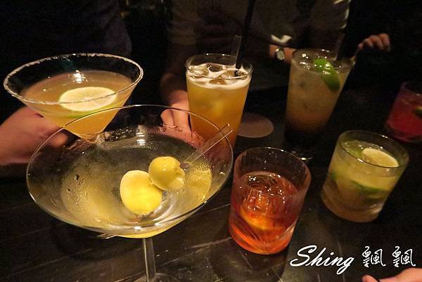 [台北] 信義區君悅酒店ZIGA ZAGA義大利餐廳夜晚LIVE BAND酒精暢飲 @博士生瘋狂日記