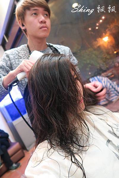 [台中] Glitz Hair 溫塑燙-給你一個自然浪漫的捲捲睡不醒頭 @博士生瘋狂日記
