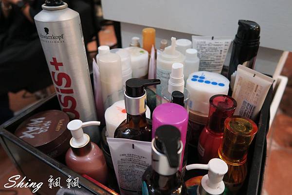 [台中] Glitz Hair 溫塑燙-給你一個自然浪漫的捲捲睡不醒頭 @博士生瘋狂日記