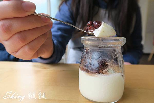 [台中] White Kitchen 懷特廚房-有英國唐寧茶相伴的精緻素食異國料理 @博士生瘋狂日記
