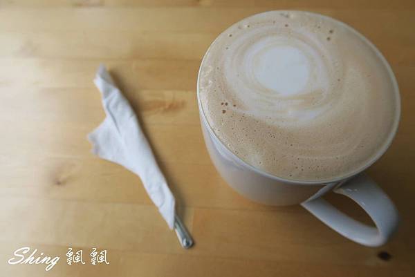 [台中] White Kitchen 懷特廚房-有英國唐寧茶相伴的精緻素食異國料理 @博士生瘋狂日記