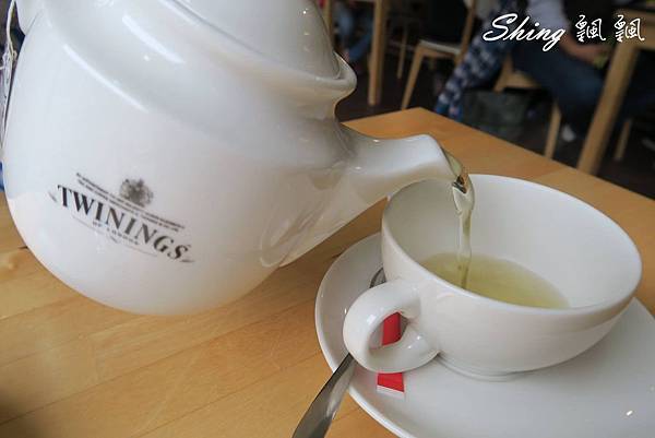 [台中] White Kitchen 懷特廚房-有英國唐寧茶相伴的精緻素食異國料理 @博士生瘋狂日記