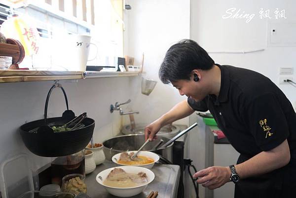 [台中] 御麵屋-九州風味屋台拉麵 @博士生瘋狂日記