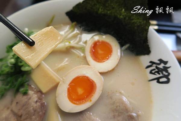 [台中] 御麵屋-九州風味屋台拉麵 @博士生瘋狂日記