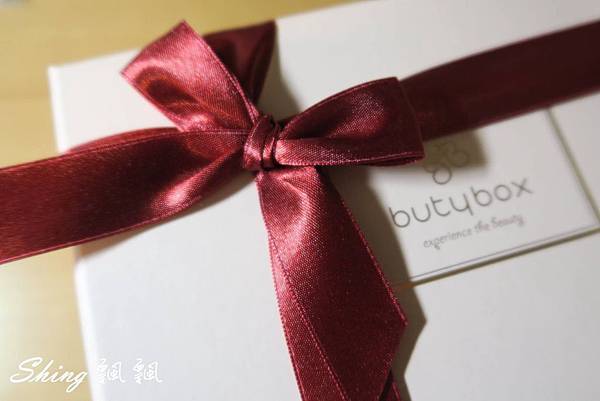 [美妝] 春季小粉紅butybox 3月美妝盒-迎接春天的保養 @博士生瘋狂日記