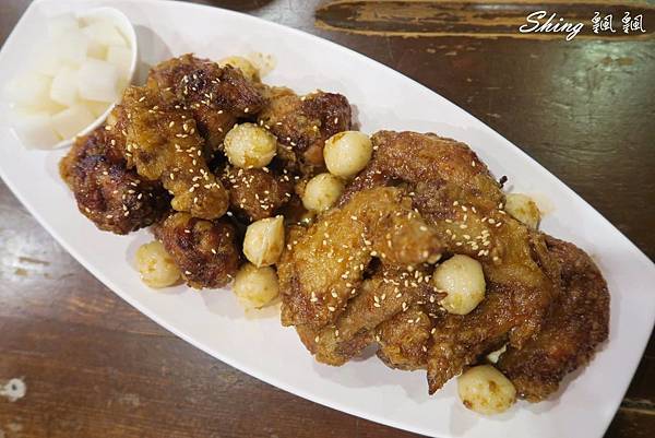 [台中] 朴大哥的韓式炸雞-逢甲夜市必吃韓國老闆開的韓式炸雞店，熱潮不退人氣美食 @博士生瘋狂日記