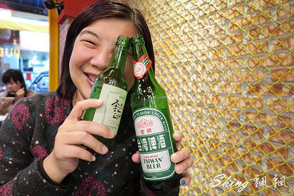 [台中] 朴大哥的韓式炸雞-逢甲夜市必吃韓國老闆開的韓式炸雞店，熱潮不退人氣美食 @博士生瘋狂日記