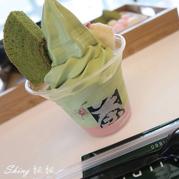 [台北] TSUJIRI辻利茶舗春季限定櫻花套餐-少女情懷大爆發的初戀粉色系抹茶套餐 @博士生瘋狂日記