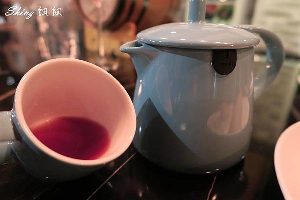 [台北] 東區神秘吸血鬼地窖Closet Restaurant & Bar-給你味蕾驚奇的跳躍新鮮感 @博士生瘋狂日記