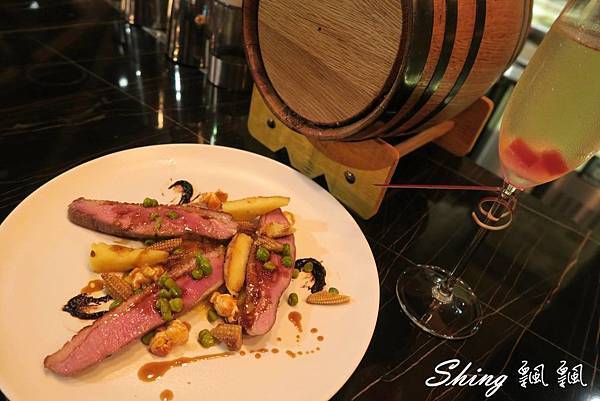 [台北] 東區神秘吸血鬼地窖Closet Restaurant & Bar-給你味蕾驚奇的跳躍新鮮感 @博士生瘋狂日記