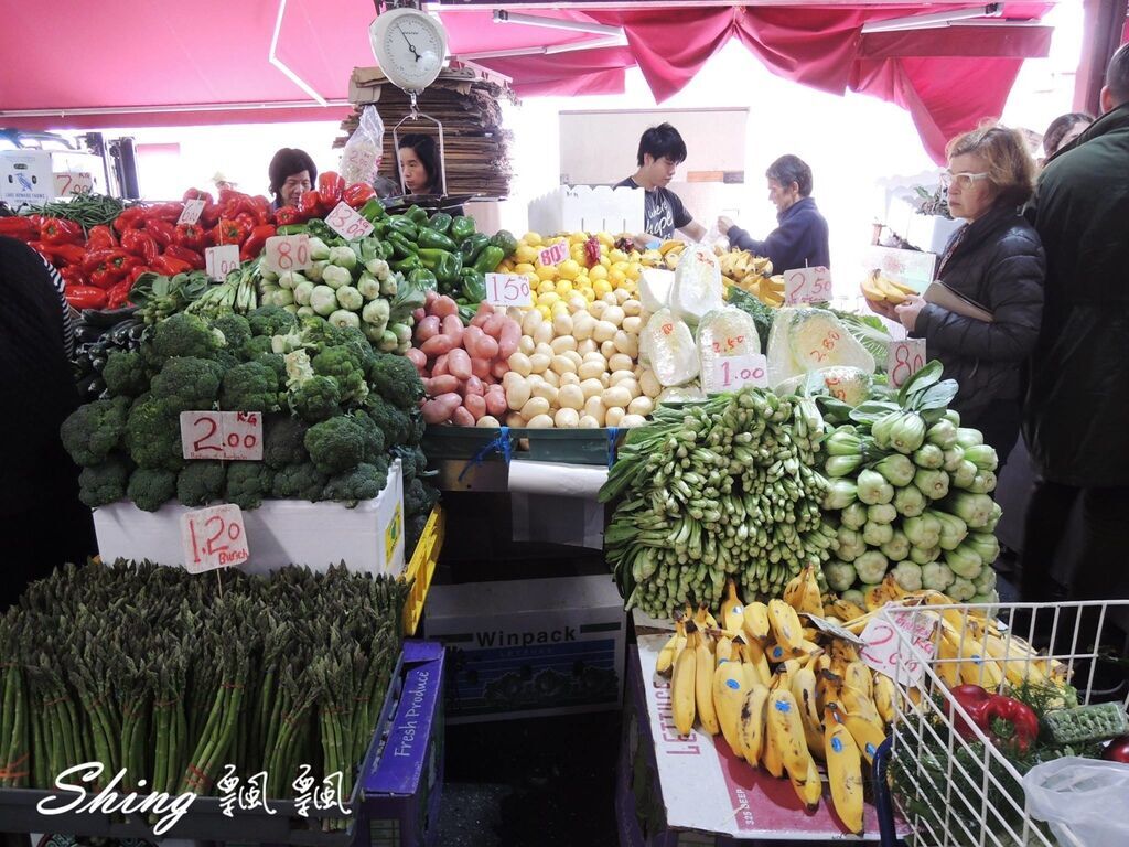 [澳洲] 維多利亞市場Queen Victoria market-墨爾本景點，全球第三大露天市場 @博士生瘋狂日記