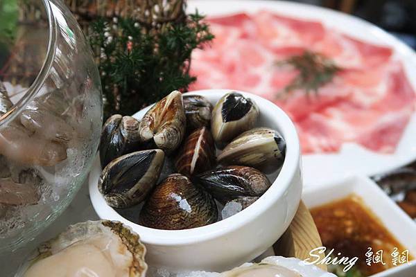 [台中] 八豆食府精緻鍋物 – 享受成為員外的座上賓，頂級肉品，精緻海鮮大器質感呈現 @博士生瘋狂日記