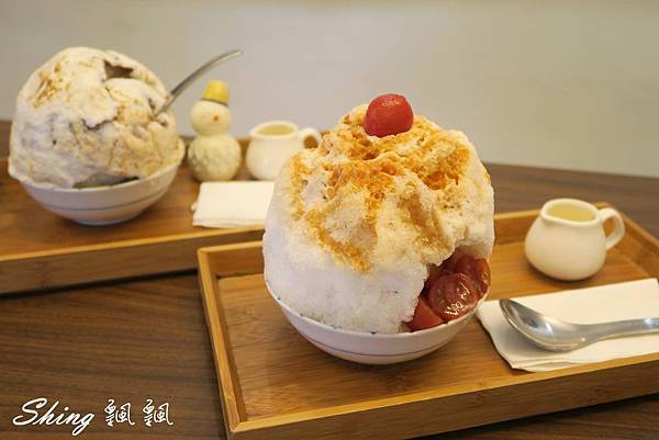 [台中] 波屋 BORU BORU -日式彩色烤糰子+熱呼呼仙草雪人刨冰 @博士生瘋狂日記
