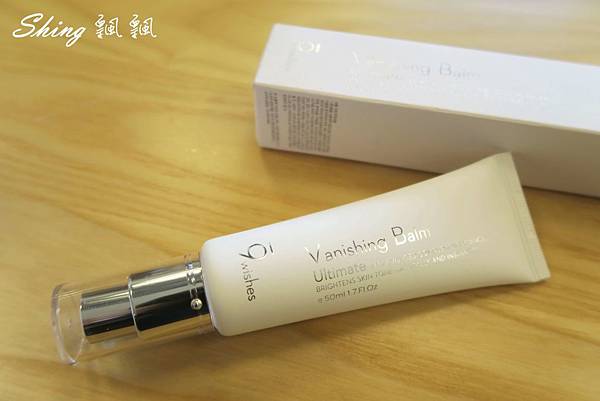 [美妝] 韓國9wishes美肌9大心願-極素亮白美肌VB霜+ 極水感冰河保濕精華 @博士生瘋狂日記
